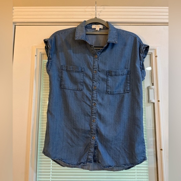 BE COOL Tops - Be Cool Blue Denim Button-Up Sleeveless Shirt Size Small Becool
